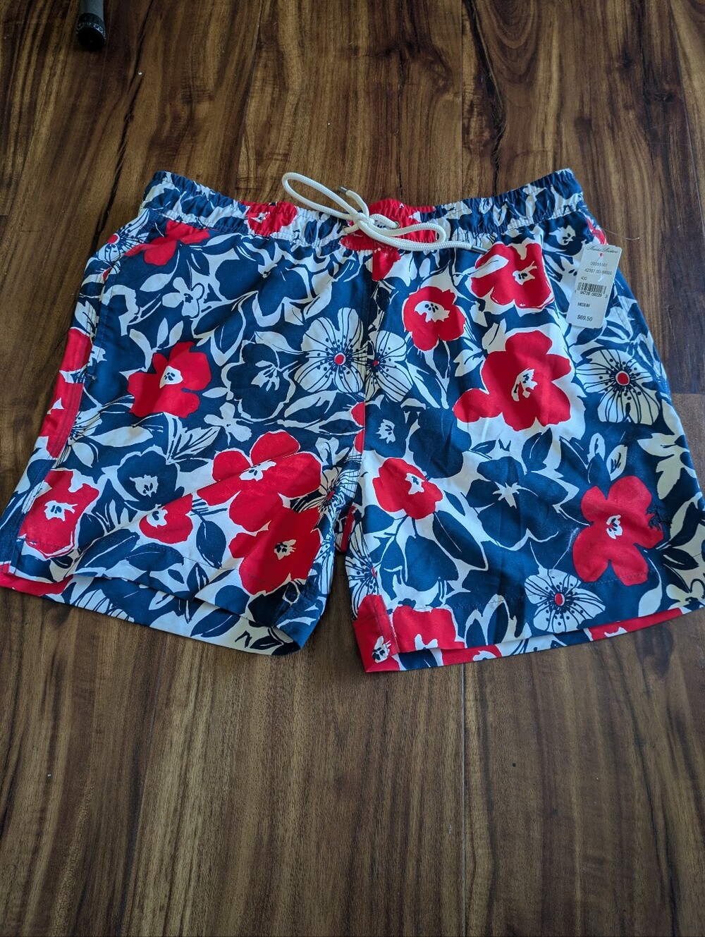 Brooks Brothers Men Medium Hawaii Floral Boardshorts Red White Blue 062026
